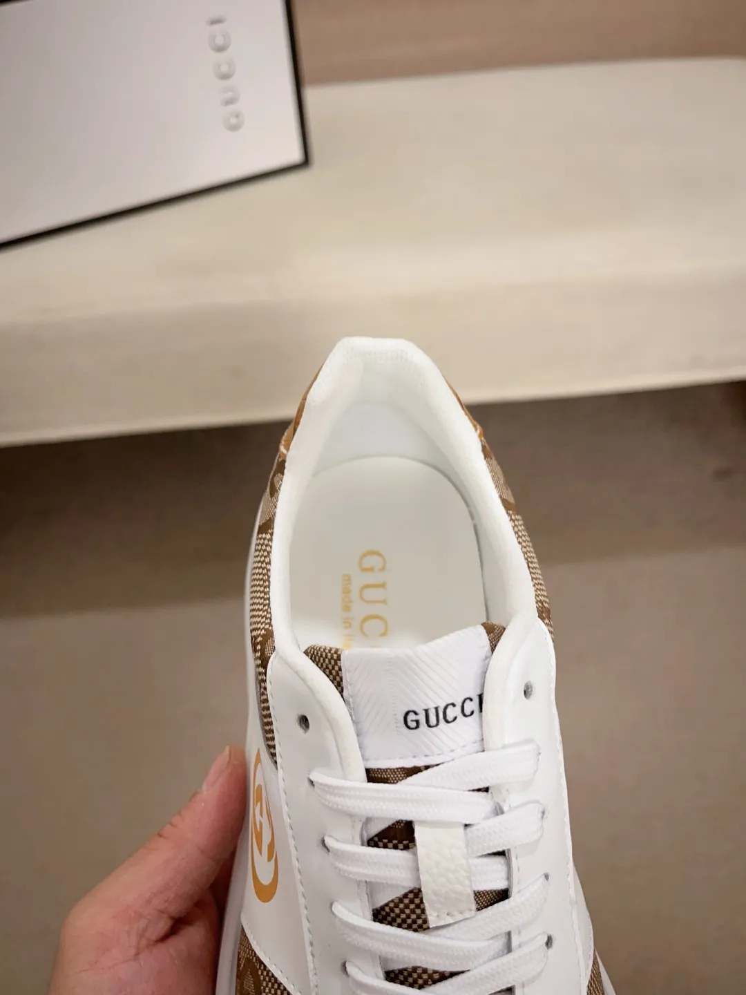 Men's men's shoes💰 462💰🇮🇹🇮🇹GUCCI🔍🔍new models are on sale at the same time at the counter. The uppers🇮🇹 are made of top-grain cowhide imported from Italy. Fully imported genuine leather lining 💪💪, completely 1⃣️ to 1⃣️ replica 🇮🇹💪💪, ⚠ sole: original sole provided by the original factory, exclusive movable molded sole super comfortable, ⚠ original factory follow-up, 🔍🔍 high quality, you can go in and out of the counter at will, welcome to compare⚠. Code number:38-44